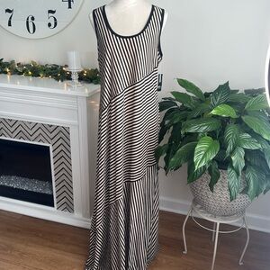NEW DIRECTIONS MAXI NWT